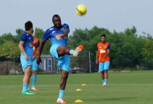 Cruzeiro terá dupla de zaga inédita, com Manoel e Bruno Rodrigo, contra o Santos