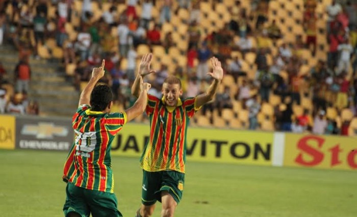 Sampaio Corrêa goleia o Boa Esporte no Castelão