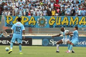 Série C: Confira as imagens do empate entre Macaé e Paysandu na final