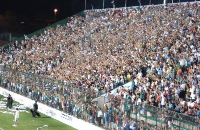 50 mil torcedores viram o Gama subir da Série B para o Brasileiro em 1998 no Mané Garrincha