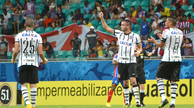 Renato Augusto marcou o segundo gol corintiano na partida