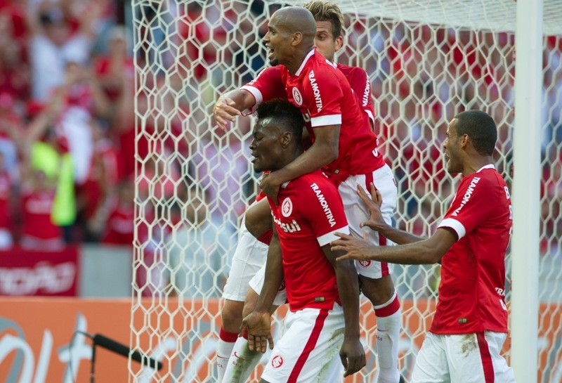 Paulão, o zagueiro do golaço do Internacional