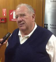 Mustafá Contursi: dirigente com muita experiência