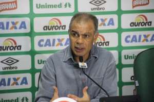 Mostrando inexperiência no Brasileirão, Chapecoense dispensa Jorginho após derrota