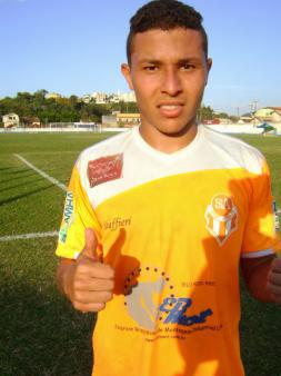 Paraíba foi o 'pitbull' do Atibaia na Segundona