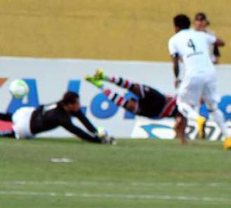 Oliveira Canindé deve promover mudanças no Santa Cruz que enfrentará o Sampaio Corrêa