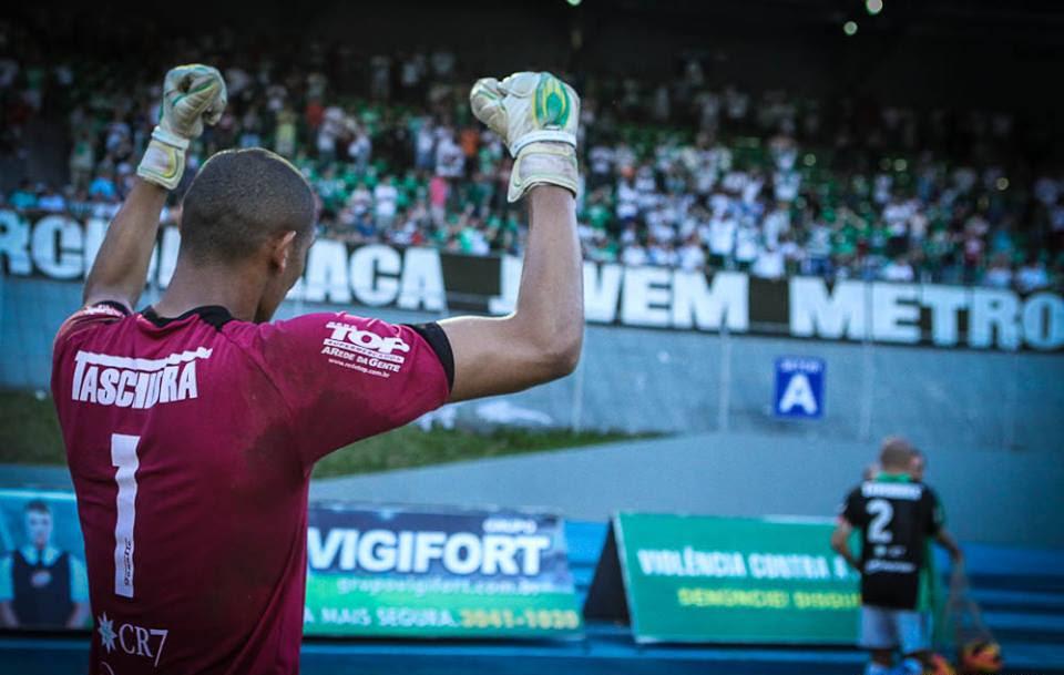 Goleiro Dida defenderá o São Bento em 2015, no Campeonato Paulista 