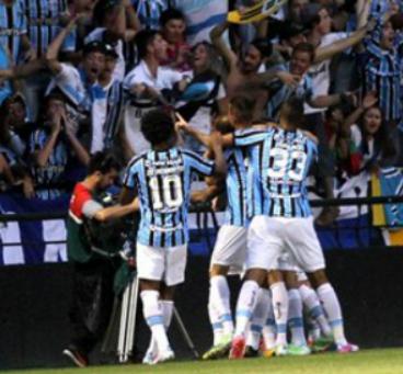 Grêmio unido para vencer o Cruzeiro e se manter no G4 do Brasileiro Chevrolet