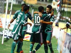 Diego Souza, ex-Palmeiras, entra na mira do Corinthians para Libertadores 2015