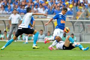 Cruzeiro tem retrospecto favorável, mas não vence o Grêmio fora de casa há sete anos