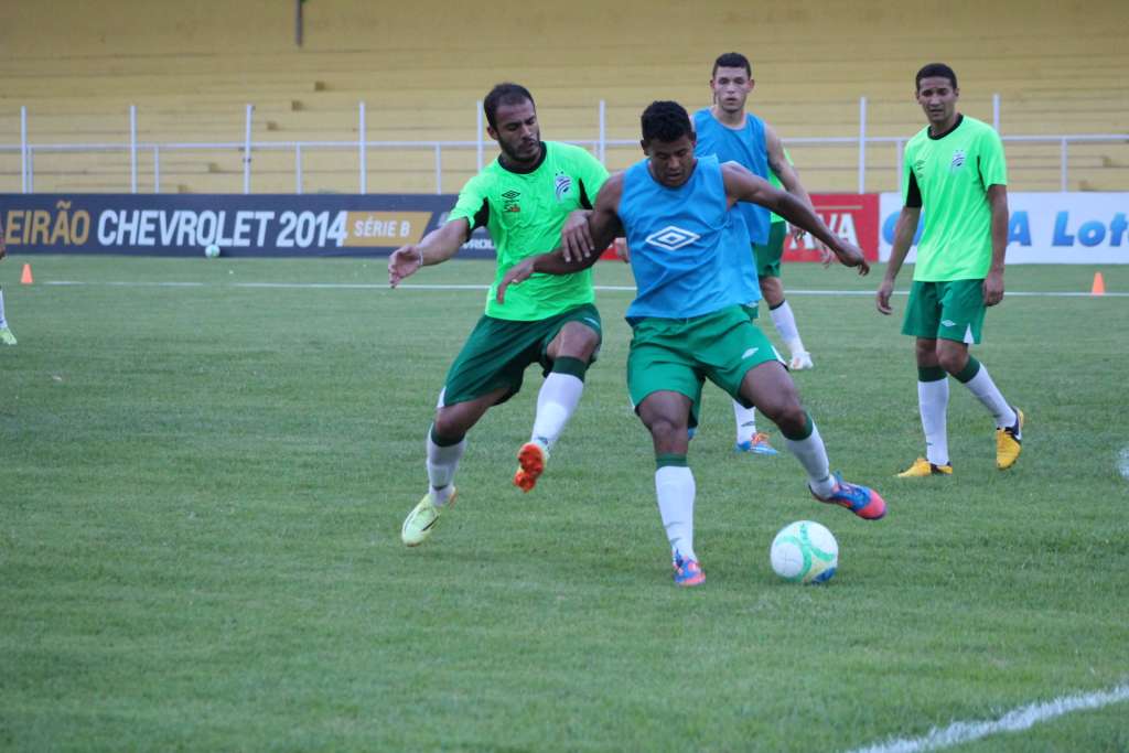 Luverdense treina visando o confronto contra Joinville