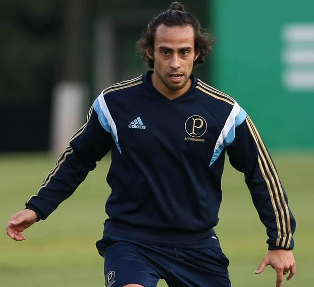 Valdivia não viajou com a delegação para Curitiba 