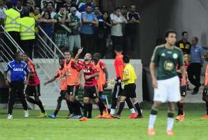 Sport deve ter mesmo time contra o Fluminense após vitória histórica