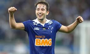 Decisivo e líder em estatísticas do Cruzeiro, Éverton RIbeiro diz que ‘sonho está mais perto’