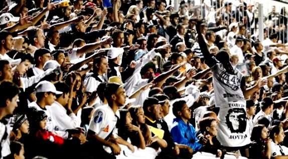 Na briga pelo título da Série B, Joinville e Ponte aumentam preço de ingressos e irritam torcedores 2 0002050044688 img