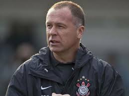 Corinthians busca ficar mais perto da Copa Libertadores