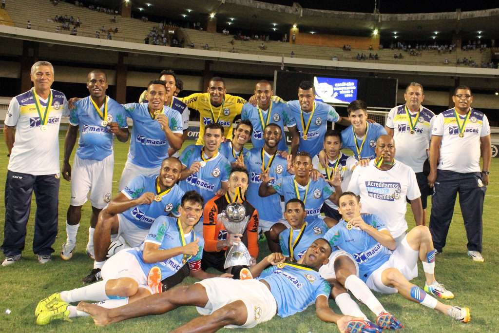 Na final da Série C deu Macaé em pleno Mangueirão