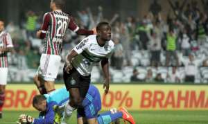 Grêmio fica perto de acerto com Joel, destaque do Coritiba, para próxima temporada