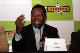 Pelé deixou herdeiros no mundo da bola como Edinho, hoje preso, e Joshua, que atua na base do Santos