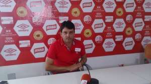 Elenco do Náutico faz ameaça de greve e diretoria corre para pagar atrasados