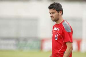 Série B: Com salários atrasados, Paraná espera por 