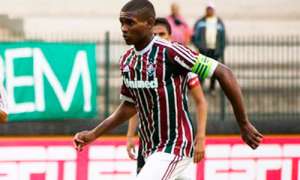 Marlon minimiza atrasos de salários no Fluminense