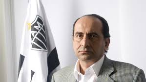 Com pouco dinheiro pra contratar, Atlético-MG não terá vida fácil após saída de Kalil