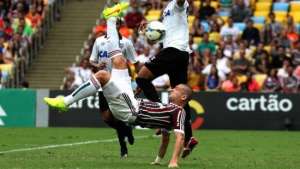 Zagueiro, Guilherme Mattis, espera 'milagre' para o Fluminense ir à Libertadores