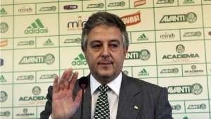 Reeleito, Nobre se diz emocionado e promete mudanças no Palmeiras