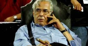 Eurico Miranda toma posse no Vasco nesta terça-feira