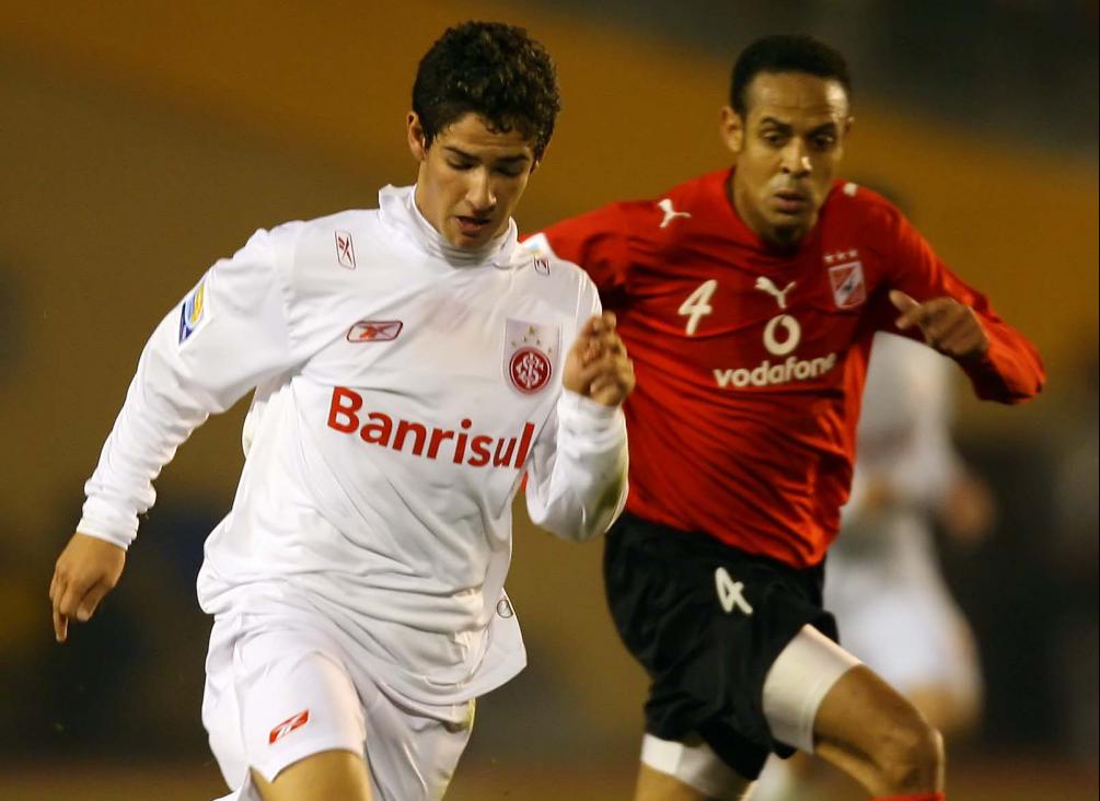 Alexandre Pato pode voltar ao Internacional