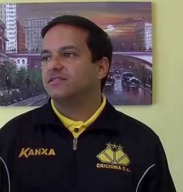 Júlio Rondinelli deixa o Criciúma e já analisa propostas para o Paulistão