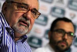 Angioni deixa o Fluminense e deve acertar com o Vasco