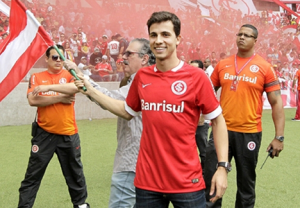 Nilmar é vetado e desfalca Internacional na última rodada do Brasileirão