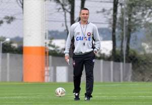 Pernambucano: Santa Cruz sonda Marcelo Martelotte, Doriva e Sérgio Soares para próxima temporada