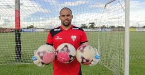 ​Time que não subiu na Série B pode perder muitos jogadores e comissão técnica