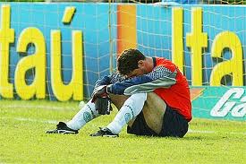 Ba-Vi podem repetir história de terror de 2005 se forem rebaixados e Palmeiras quer evitar descenso ao lado do Botafogo