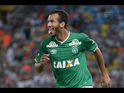 Leandro entrou na mira do Santos