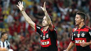 Após demitir Felipe Ximenes, Flamengo decide não renovar com o zagueiro Chicão