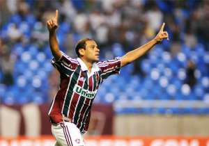Sem ser procurado para renovar, Carlinhos deixa o Fluminense