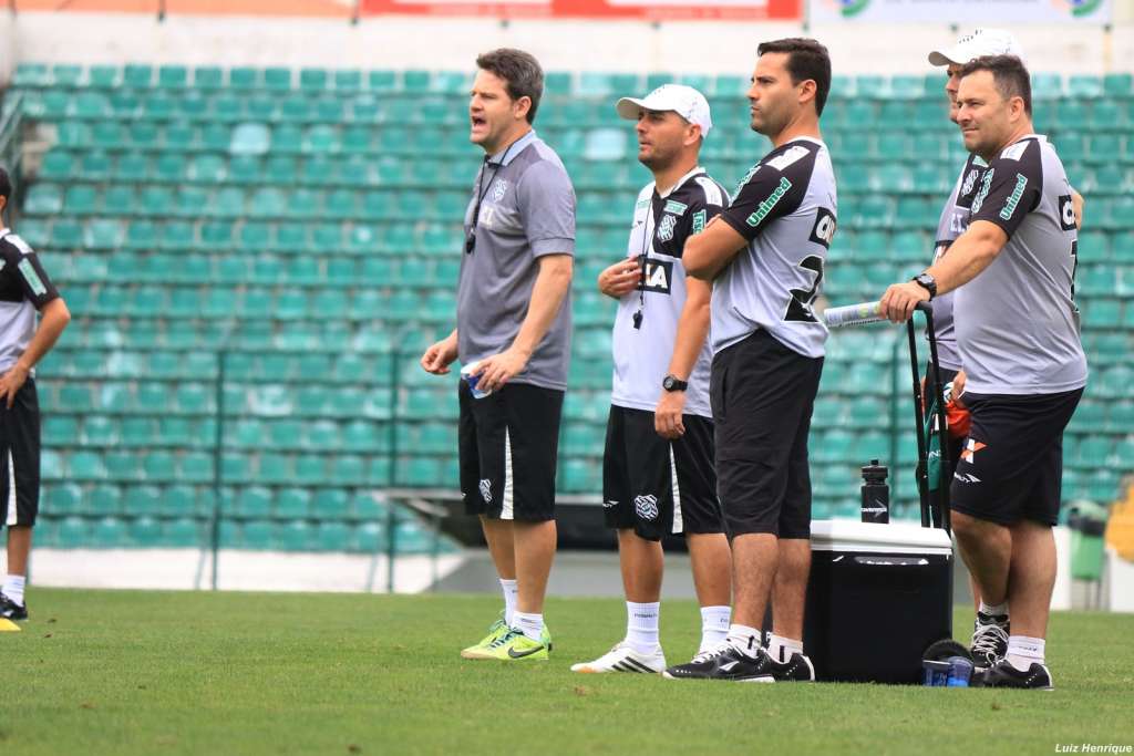 Argel Fucks pede Figueirense focado contra Internacional