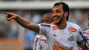 Edu Dracena não treina e pode desfalcar Santos no domingo