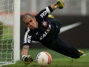 Corinthians negocia Danilo Fernandes com o Sport