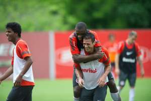 Índio se despede do Inter e encerra carreira no futebol