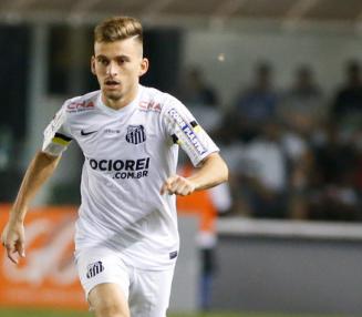 Lucas Lima fez boa partida pelo Santos