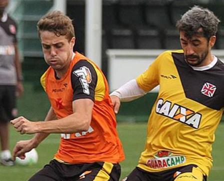 Maxi Rodriguez e Douglas podem deixar Vasco e voltar ao Grêmio