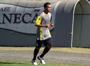 Presidente do Náutico confirma ida de Paulinho para Ponte Preta