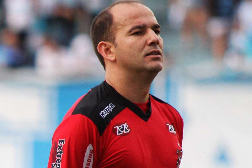 Leandro Leite renovou com o Brasil para 2015