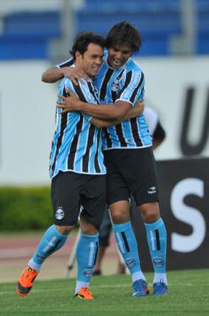 Kléber Gladiador e Marcelo Moreno negociam com o Palmeiras para 2015