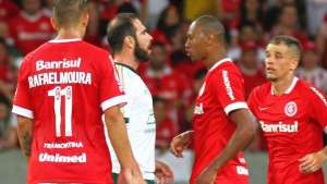 STJD pune jogadores de Inter e Palmeiras por briga no Brasileirão